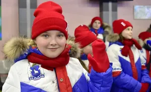 Школьники встречают Новый год на Губернаторской елке в Салехарде