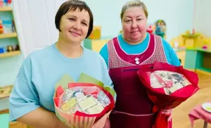 Воспитатели салехардской «Рябинки» принимают поздравления