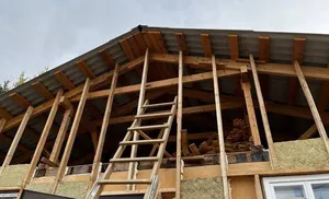 В окружной столице продолжается реставрация музей-квартиры Леонида Лапцуя