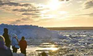 Встретили первую волну. И настроились на тему «Скоро лето!»