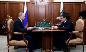 Президент России Владимир Путин провел рабочую встречу с Дмитрием Артюховым