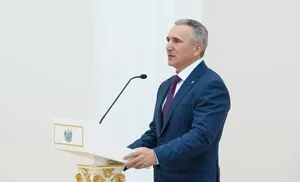 Александр Моор поблагодарил губернаторов Ямала и Югры за конструктивное сотрудничество и добрососедские отношения