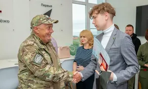 Окончили школу с отличием. По итогам этого учебного года в Салехарде более сорока медалистов