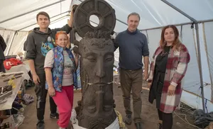 С верой в чудо и в себя. В парковой скульптуре воплотились легенды Севера