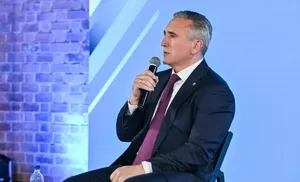 В день образования Тюменской области Александр Моор провел пресс-конференцию