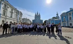 Юные дипломаты побывали в Москве и Санкт-Петербурге