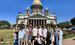 Ямальские школьники участвуют в главных всероссийских выпускных страны