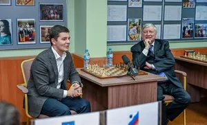 Выдающийся гроссмейстер посетил салехардскую школу его имени
