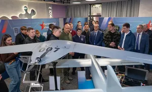 Дмитрий Артюхов и Артем Жога оценили разработки народного ВПК и работу добровольцев