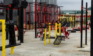 В Салехарде завершают работы по строительству первого экстрим-парка