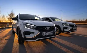 Глава региона передал больницам подшефных территорий два автомобиля Лада Веста