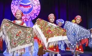 Калейдоскоп традиций