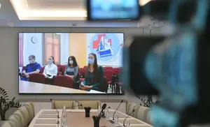 Обмен опытом между врачами предложила салехардский педиатр на встрече с губернатором