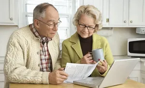 Пожилые ямальцы получат окружную выплату до 7 октября