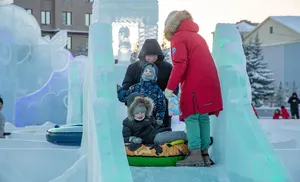 В Салехарде планируют создать два ледовых городка и украсить окружную столицу ледяными панно и скульптурами