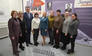 В Салехарде завершилась стажировка архивистов Волновахи