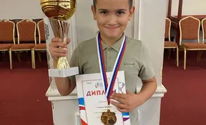 Восемь очков из девяти возможных