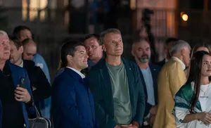 Дмитрий Артюхов и Герман Греф запустили в Новом Уренгое первый светомузыкальный фонтан