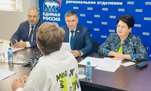 Дмитрий Кобылкин проконсультировал жительницу Салехарда