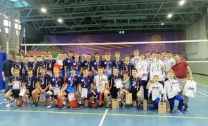 Ямальские волейболисты взяли серебро на полуфинале соревнований первенства России