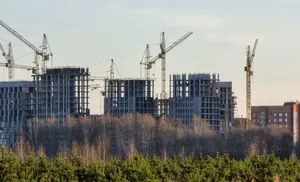 Дмитрий Артюхов принял решение о расширении мер поддержки для жителей аварийных домов