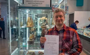 Ямальский косторез сияет на международном фестивале: второе место за элегантную анималистику