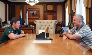 Губернатор Ямала и глава Крыма обсудили сотрудничество регионов