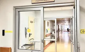 Салехардские хирурги 18 часов боролись за жизнь маленькой пациентки