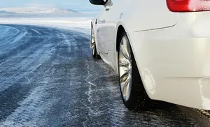 Внимание! Гололед на дорогах города Салехарда: будьте предельно осторожны!