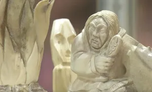 Ямальские косторезы представят свои работы на I Всероссийском фестивале в Тобольске