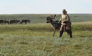 Дмитрий Артюхов поздравил представителей коренных народов