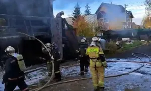 В Салехарде горел сарай у дома 16 по улице Пермякова
