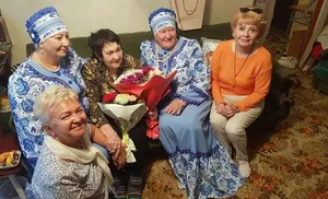 Ветеран салехардского землячества «Полярный круг» Мария Брауэр отметила свой 100-летний юбилей