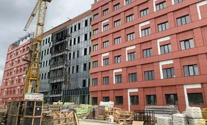 С наступлением тепла строительный комплекс региона наращивает обороты: в работе десятки социальных объектов