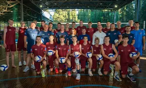 Дмитрий Артюхов пообщался с волейболистами молодежки ВК «ФАКЕЛ ЯМАЛ», которые находятся на сборах в Крыму