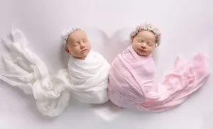 За январь ямальским родителям с новорожденными передано 120 сертификатов на бесплатные фотосессии