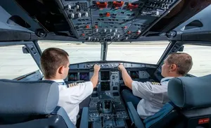 Дмитрий Артюхов поздравил ямальцев с Днем гражданской авиации