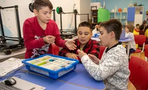 Прикоснулись к миру фантастики. Пятиклассники создали северного оленя с помощью лего и IT-программ