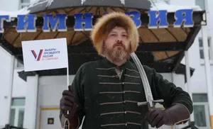 На избирательном участке в Салехарде голосовал русский воин из XVII века