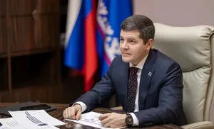 Дмитрий Артюхов рассказал о достижениях региона в сфере образования на заседании Совета при полпреде Президента в УрФО