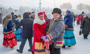 4 ноября сотни салехардцев встретили День народного единства