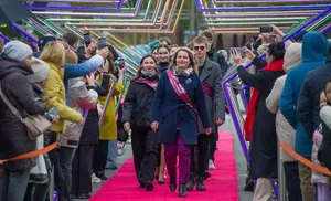 Сквозь звезды по красной дорожке. Общегородской выпускной станет традицией