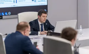 Губернатор Ямала поручил усилить контроль за содержанием дорог в регионе