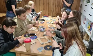 Входной билет – макулатура. Салехардскому ЭкоДому исполнился месяц