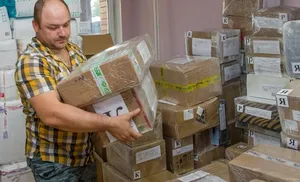 Посылки на передовую. Нашим бойцам – от жителей города