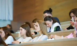 Дмитрий Чернышенко: с помощью портала Госуслуг подано уже более 2 млн заявлений в вузы и колледжи