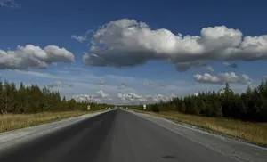 Надым–Салехард: более половины запланированного ремонта дороги выполнено