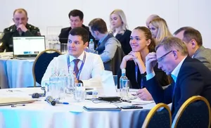 Губернатор Ямала презентовал опыт работы с молодежью на семинаре в Москве