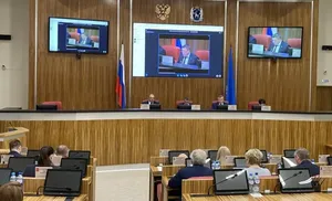 Сохранить доходы и увеличить расходы. Депутаты провели осеннюю сессию