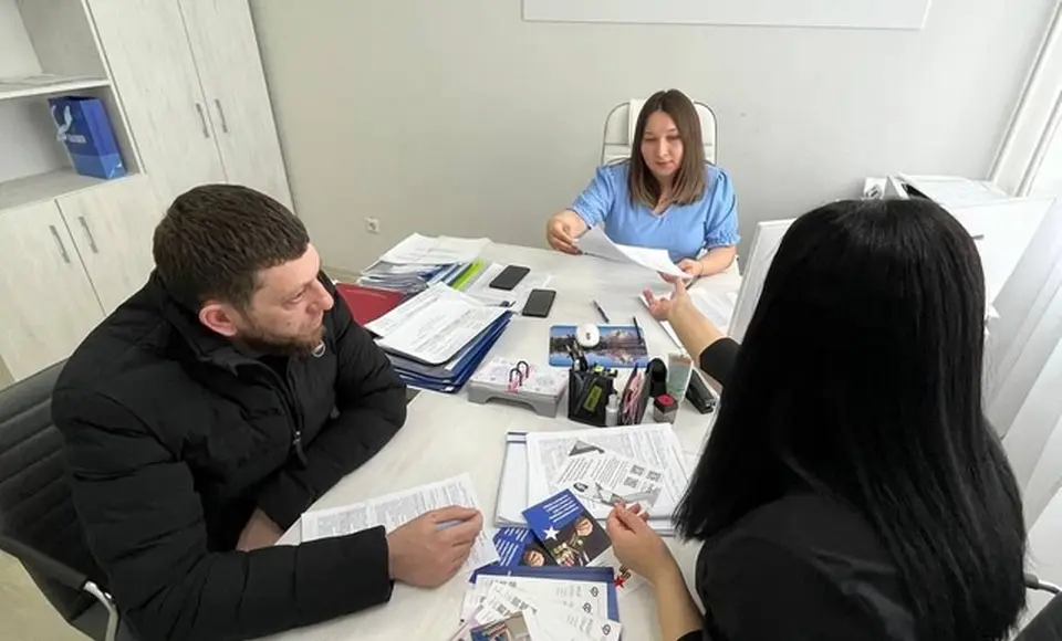 Ветеран СВО переходит на бюджет: помощь от ямальского фонда «Защитники Отечества»